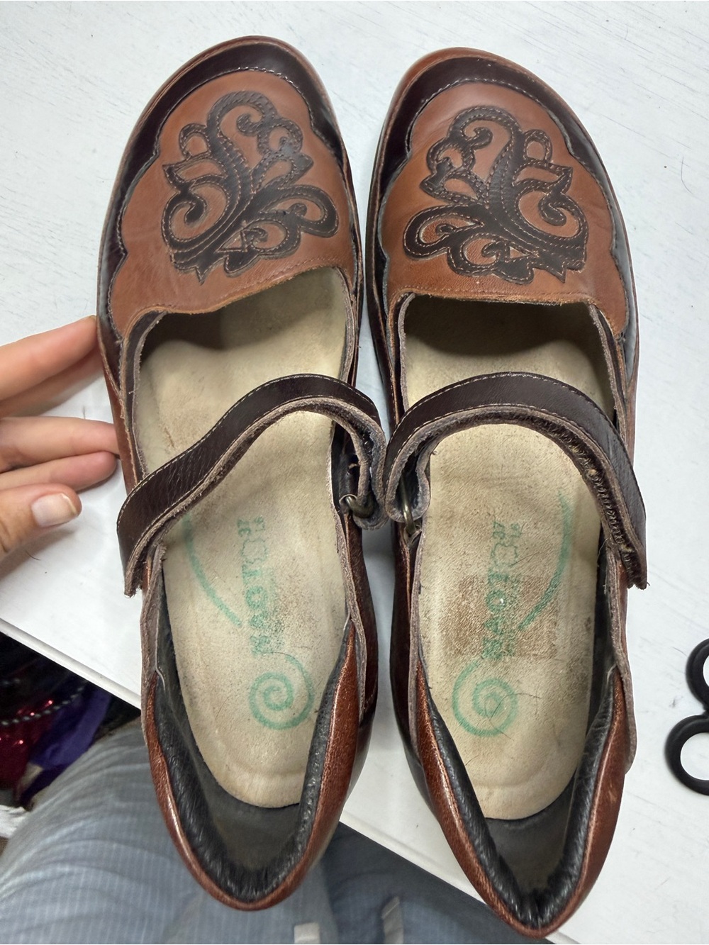 Naot Motu Mary Jane Flats Brown Leather Slip On Comfort Fit Boho Casual Sz 7 - Picture 4 of 12
